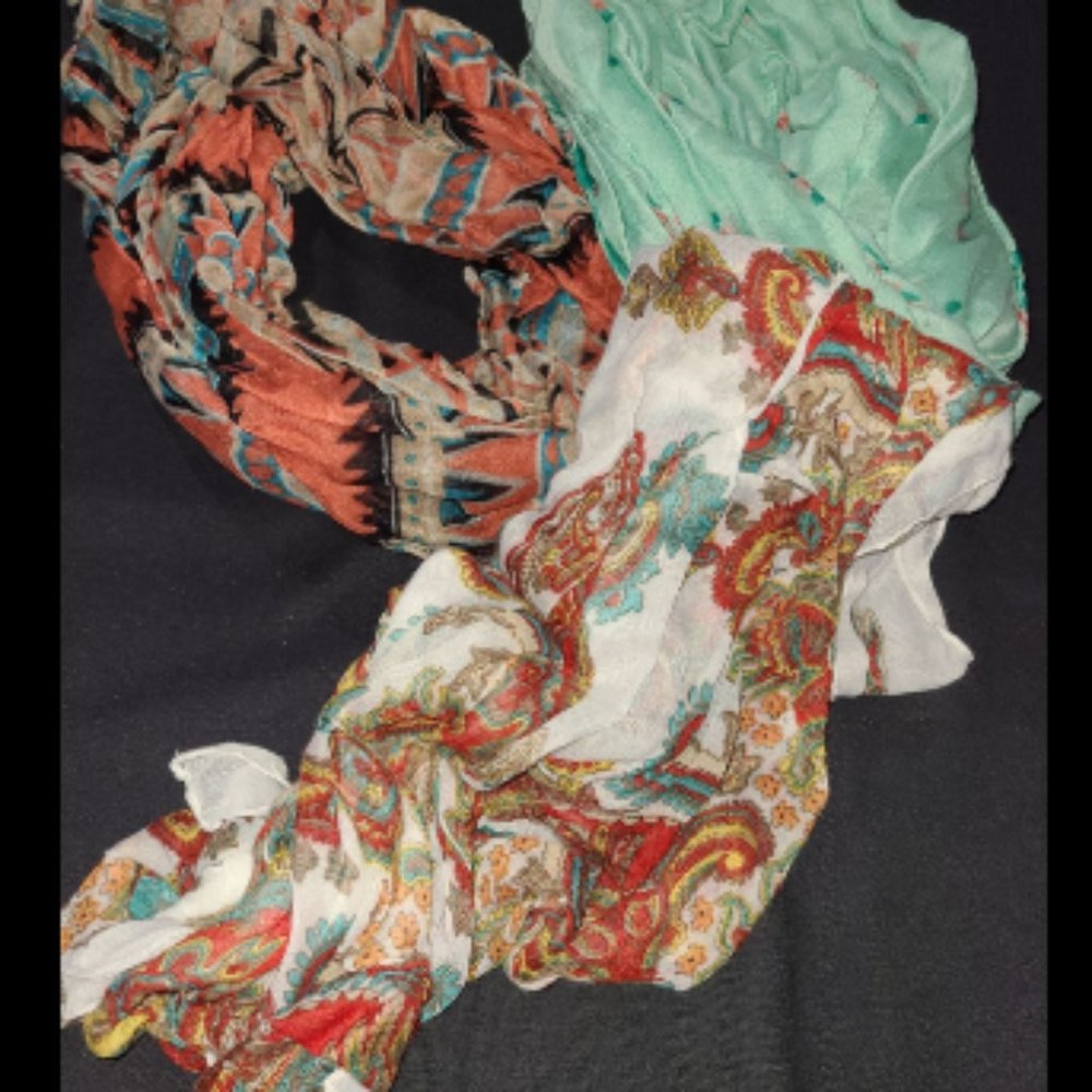 Scarfs